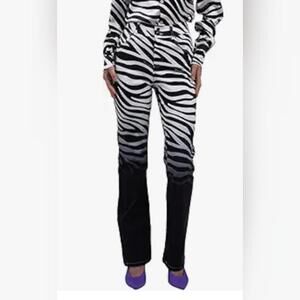 NWT BruceGlen Women's Printed Zebra Ombre Flared Jeans, Size 0